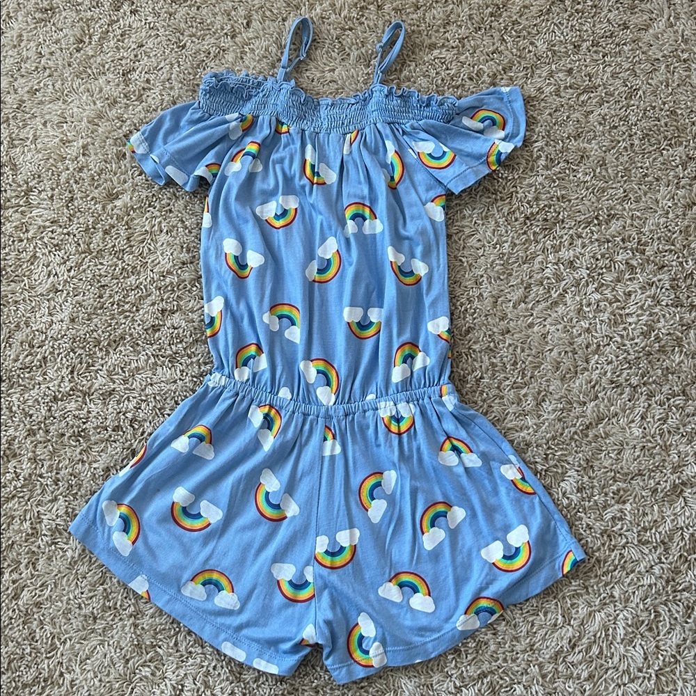 Like new Flowers by Zoe shorts romper with adjustable straps 
Size S (7)